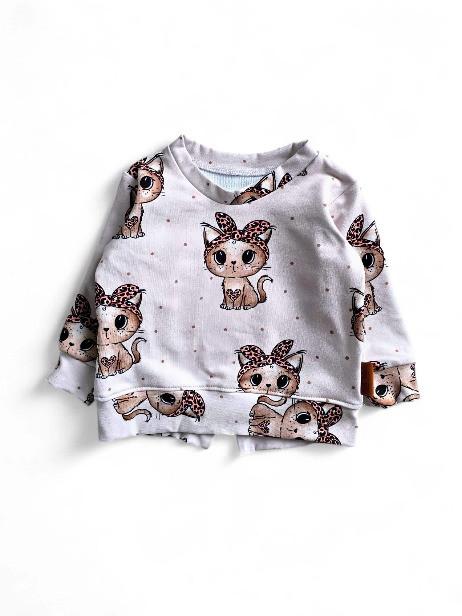 Ubranko z oryginalną grafiką dla dziewczynki - obrazek 5