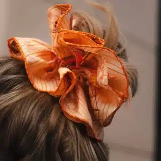 Jedwabna gumka scrunchie Ornamilo
