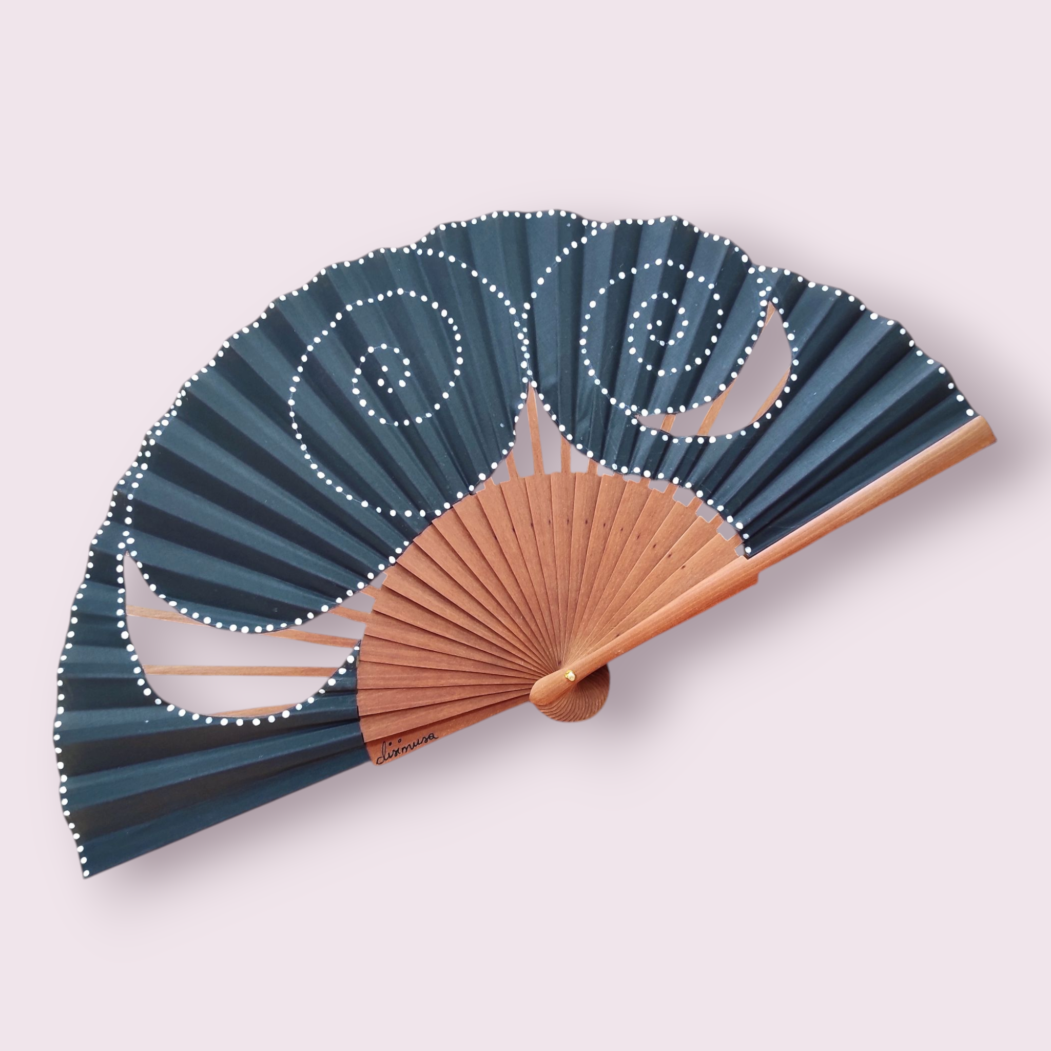 Wachlarz ręcznie malowany w Andaluzji - obrazek 13